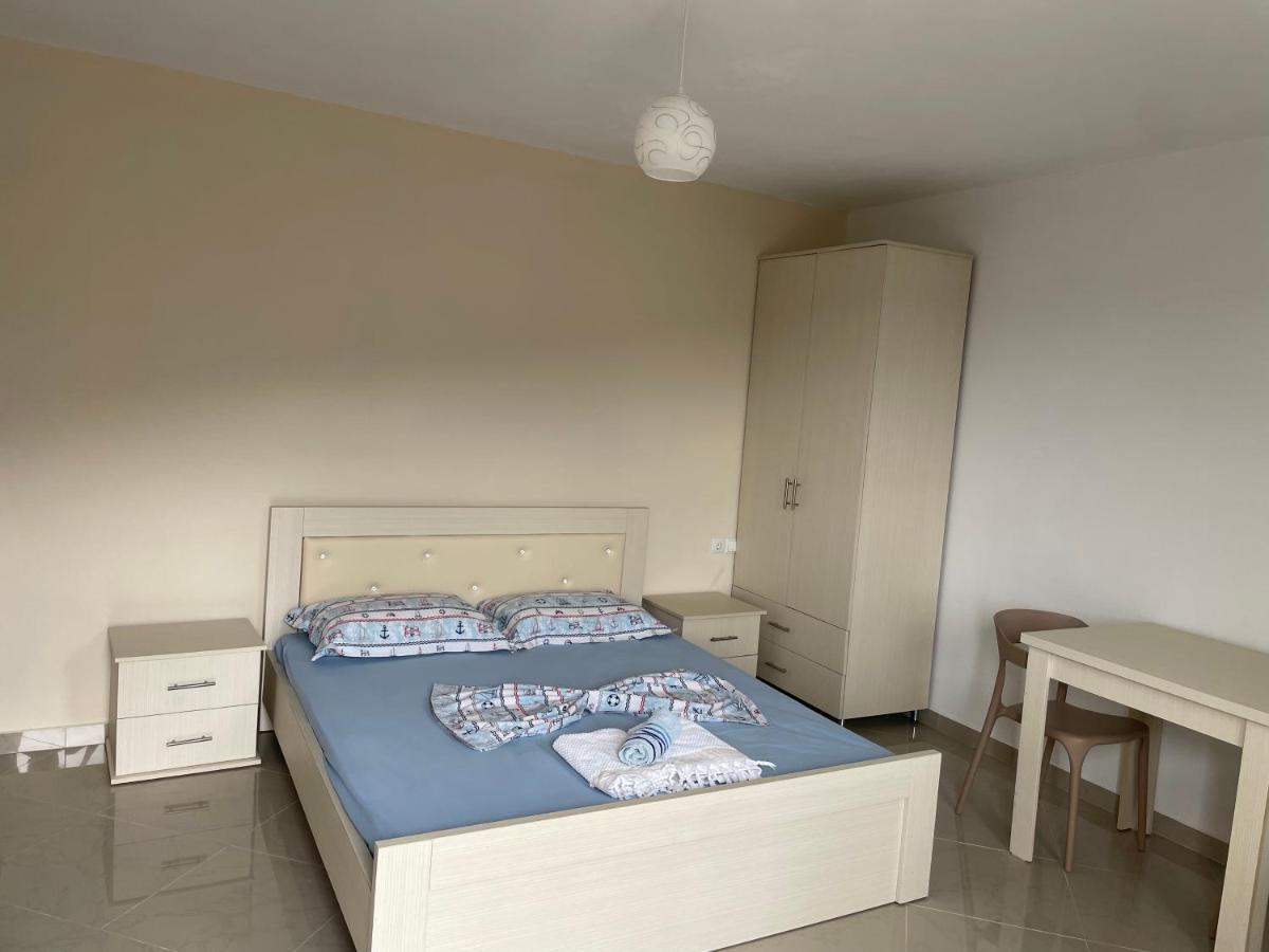 Vitamin Sea Sarande Exterior photo
