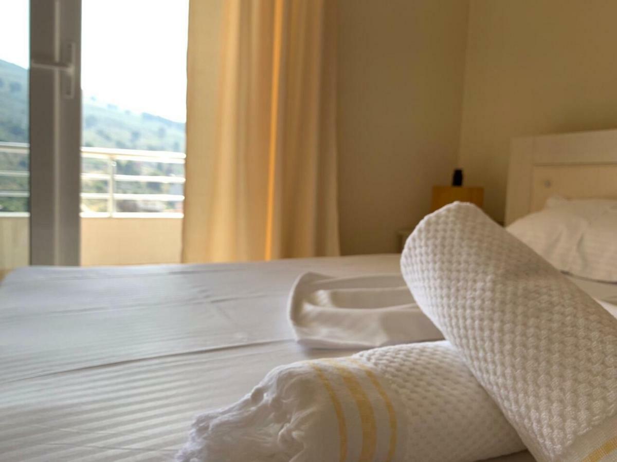 Vitamin Sea Sarande Exterior photo